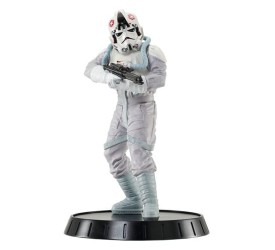 Star Wars: The Empire Strikes Back Milestones Statue 1/6 AT-AT Pilot 30 cm
