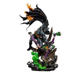 DC Comics Premium Format Statue Batman vs The Joker: Eternal Enemies 81 cm