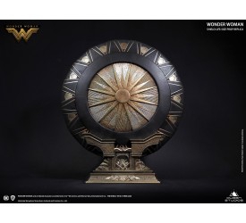 DC Comics Wonder Woman Shield Life-Size Prop Replica Metal Edition
