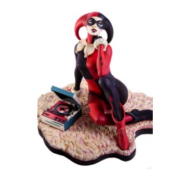 Batman The Animated Series Statue Harley Quinn Waiting For My J Man 23 cm