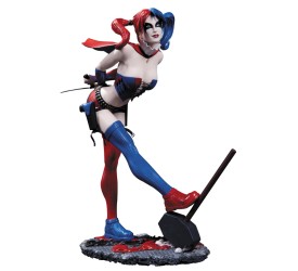DC Comics Cover Girls Statue Harley Quinn 22 cm
