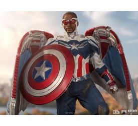 Marvel Falcon and the Winter Soldier Legacy Replica 1/4 Captain America Sam Wilson (Closed Wings Version)