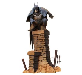 DC Comics ARTFX+ PVC Statue 1/10 Batman Gotham by Gaslight 32 cm