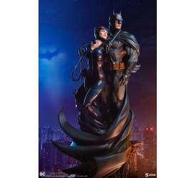 DC Comics Diorama Batman and Catwoman 51 cm