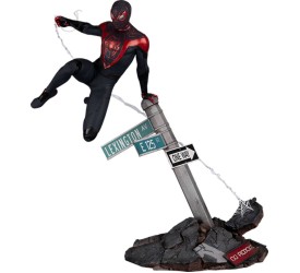 Marvel Spider-Man Miles Morales Game Miles Morales 1/6 Scale Diorama 36 cm