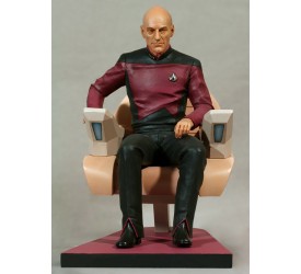 Star Trek TNG Statue Jean-Luc Picard in Captain´s Chair 26 cm