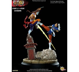 Street Fighter 4 Chun-Li VS Vega Statue 38cm