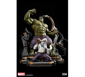 Marvel Premium Collectibles Series Statue Hulk Transformation